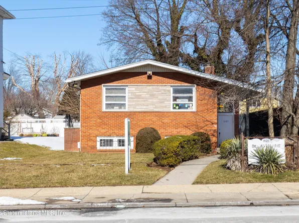 1625 Victory Blvd, Staten Island, NY 10314