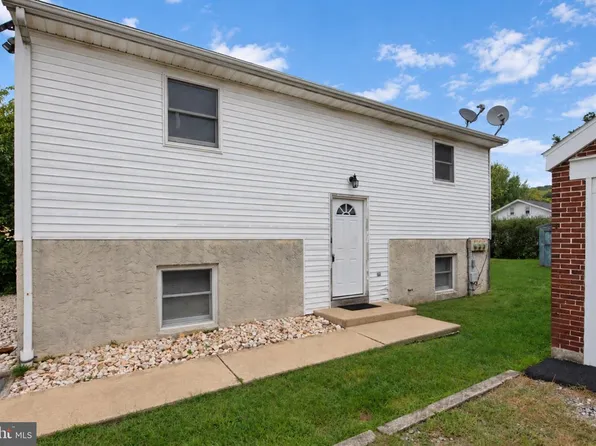 3425 Marion St, Reading, PA 19605