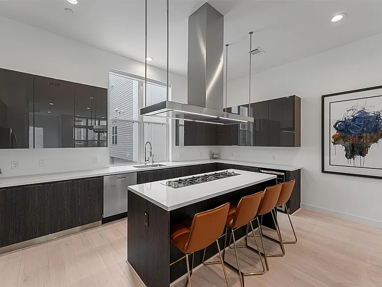 5854 E Post Oak Ln — Photo 12