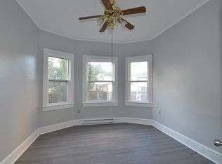 208 Olyphant Ct, Olyphant, PA 18447