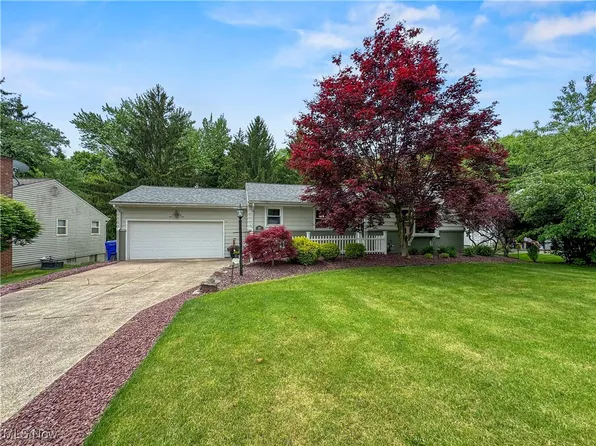 46 Orchard Dr, Poland, OH 44514