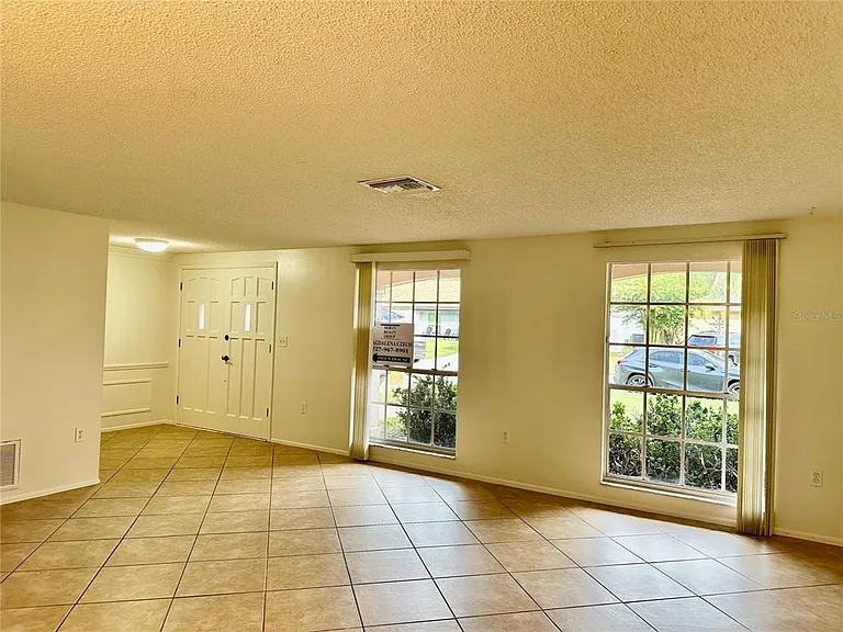 12217 Buttonwood Row — Photo 5