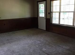 915 Chestnut St, Thayer, MO 65791