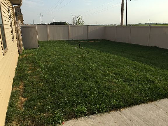 4th image of 5840 Fountain Vista Dr