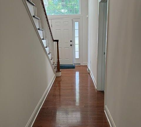 3rd image of 111 Village Dr