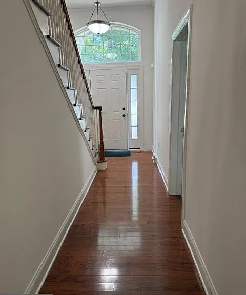 111 Village Dr — Photo 3