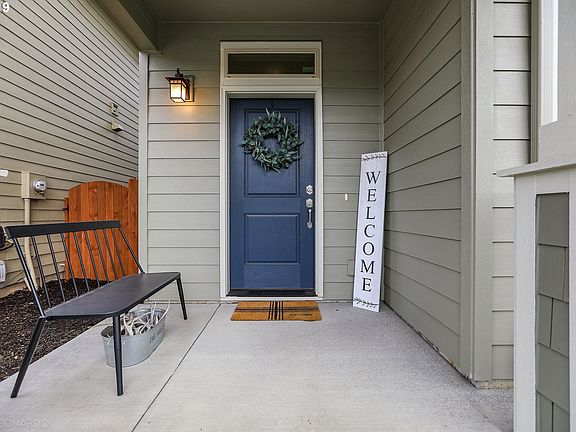2nd image of 7507 NE 33rd Ave