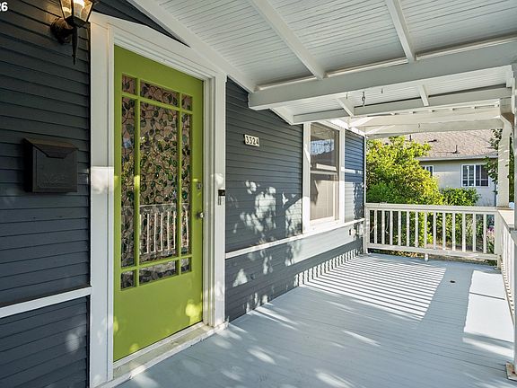 4th image of 3324 SE 55th Ave