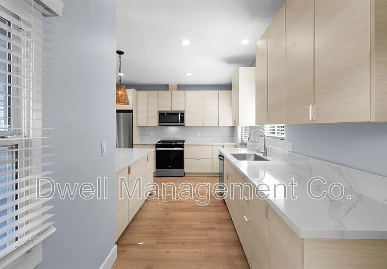 8073 Lemon Ave — Photo 15