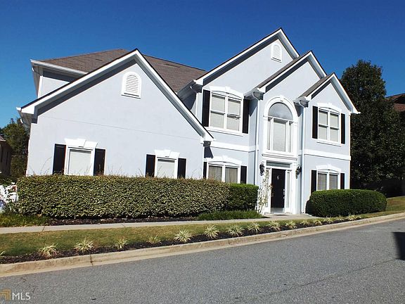 2nd image of 251 Ennisbrook Dr SE