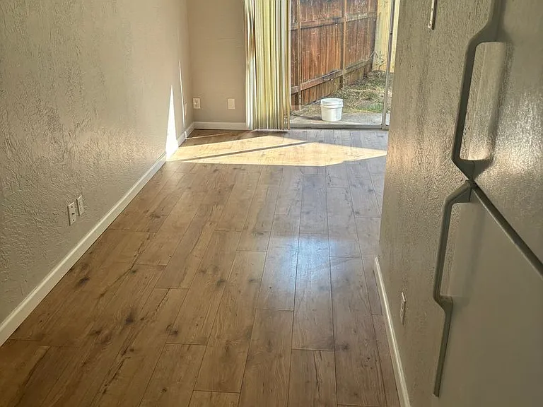 Villa Chateau Apartments — Photo 6