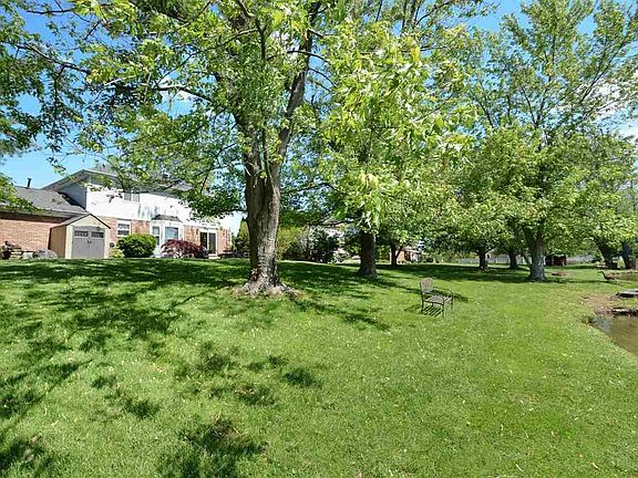 5th image of 194 Meadow Creek Dr