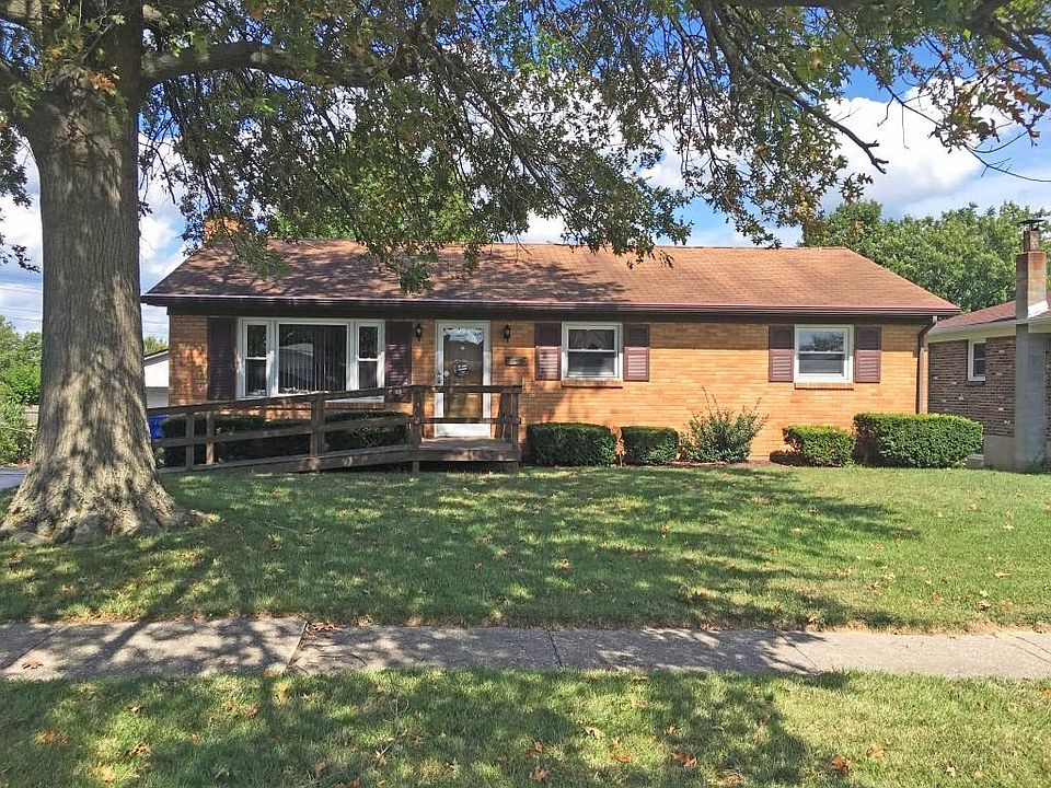 2nd image of 573 Radcliffe Rd