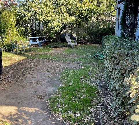 PRIVATE SECURE GATED YARD