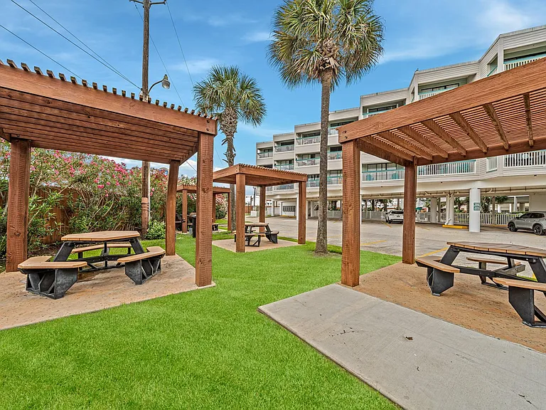 6102 Seawall Blvd #183 — Photo 31