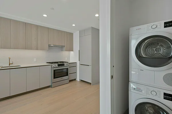 Rented by Apple Realty Group Corp | media 21