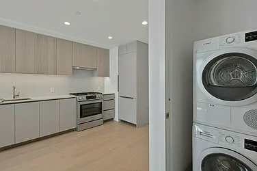 Rented by Apple Realty Group Corp