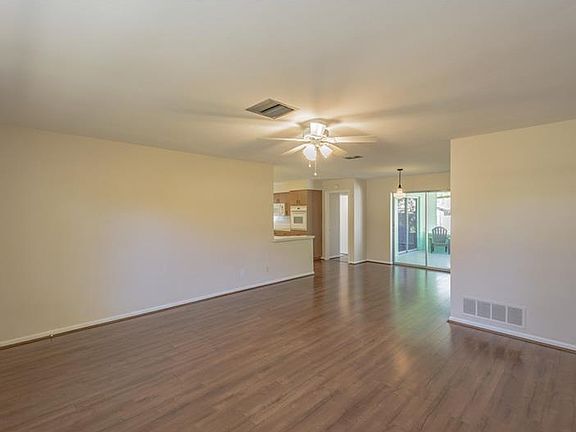 5th image of 1418 Southridge Dr