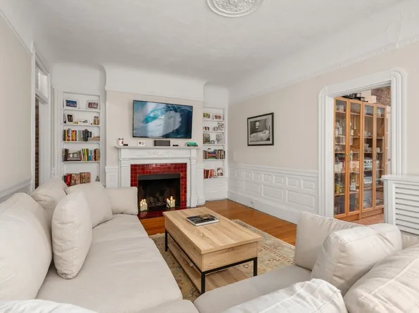 293-295 Commonwealth Ave #3C, Boston, MA 02115