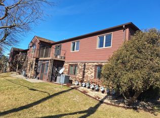 601 N Main St APT 3S, Normal, IL 61761