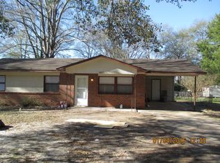 6205 Williamsburg Dr, Columbus, GA 31909