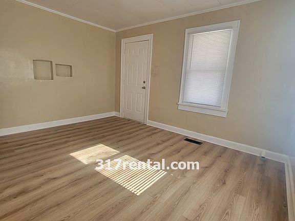 4th image of 1114 Waldemere Ave