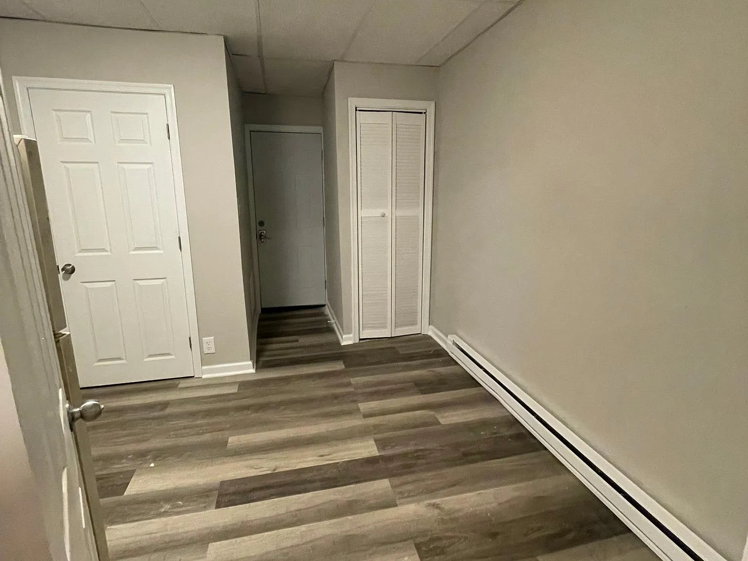 1 bed, 600 sqft, $1,000 — Photo 3