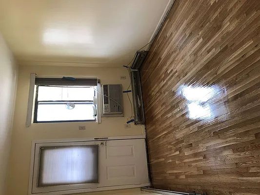 Rented by 18 REALTY | media 25