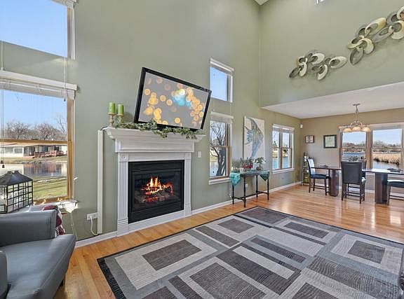 3rd image of 222 Wildwood Dr