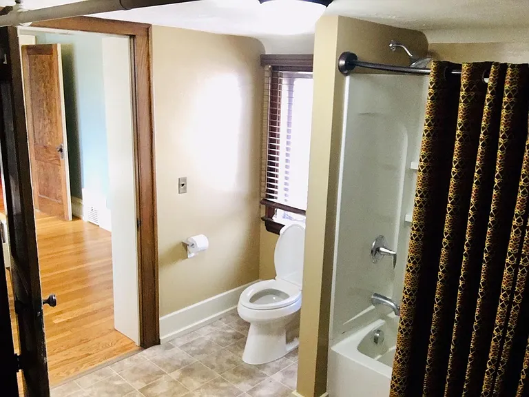 923 Cherry St SE #2 — Photo 7