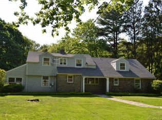 1265 Daniels Farm Rd, Trumbull, CT 06611
