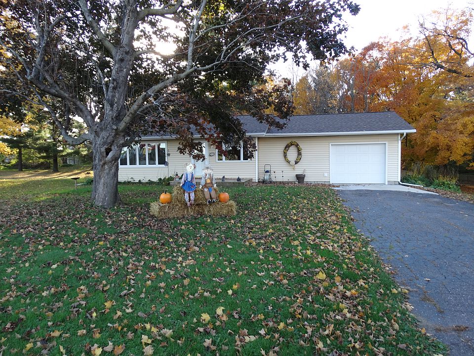 Beautiful 2 acre corner lot