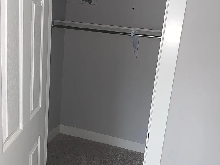 4722 N Kittredge St — Photo 11
