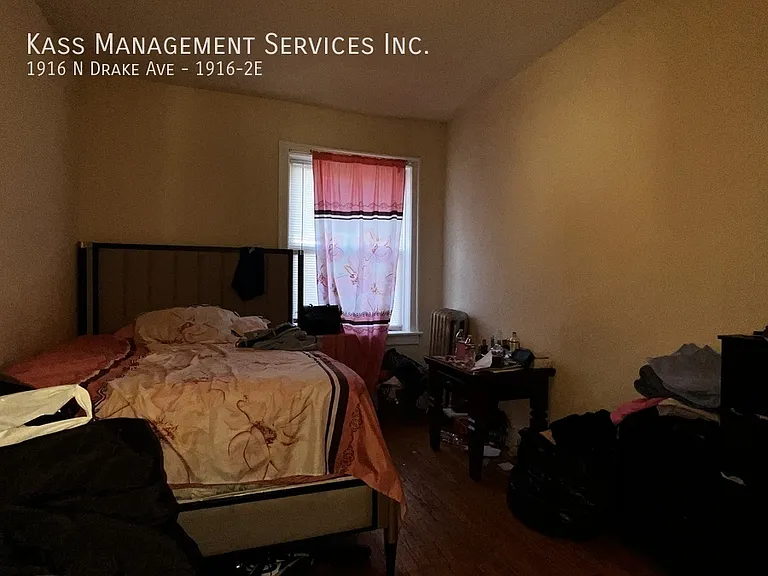 1916 N Drake Ave #2E — Photo 5