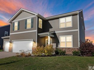 2029 Magnolia Ln, Wonder Lake, IL 60097