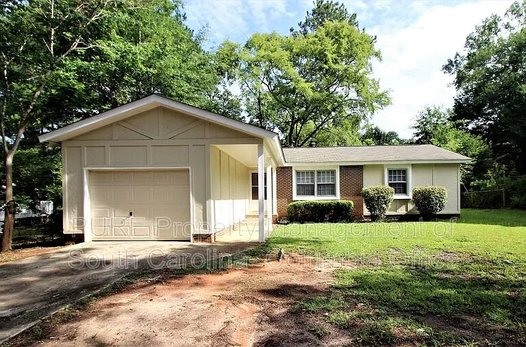 206 Grantham Rd — Photo 1
