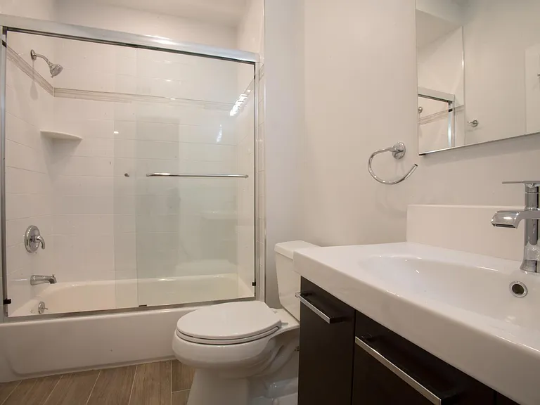 1139 N 4th St #2B — Photo 2
