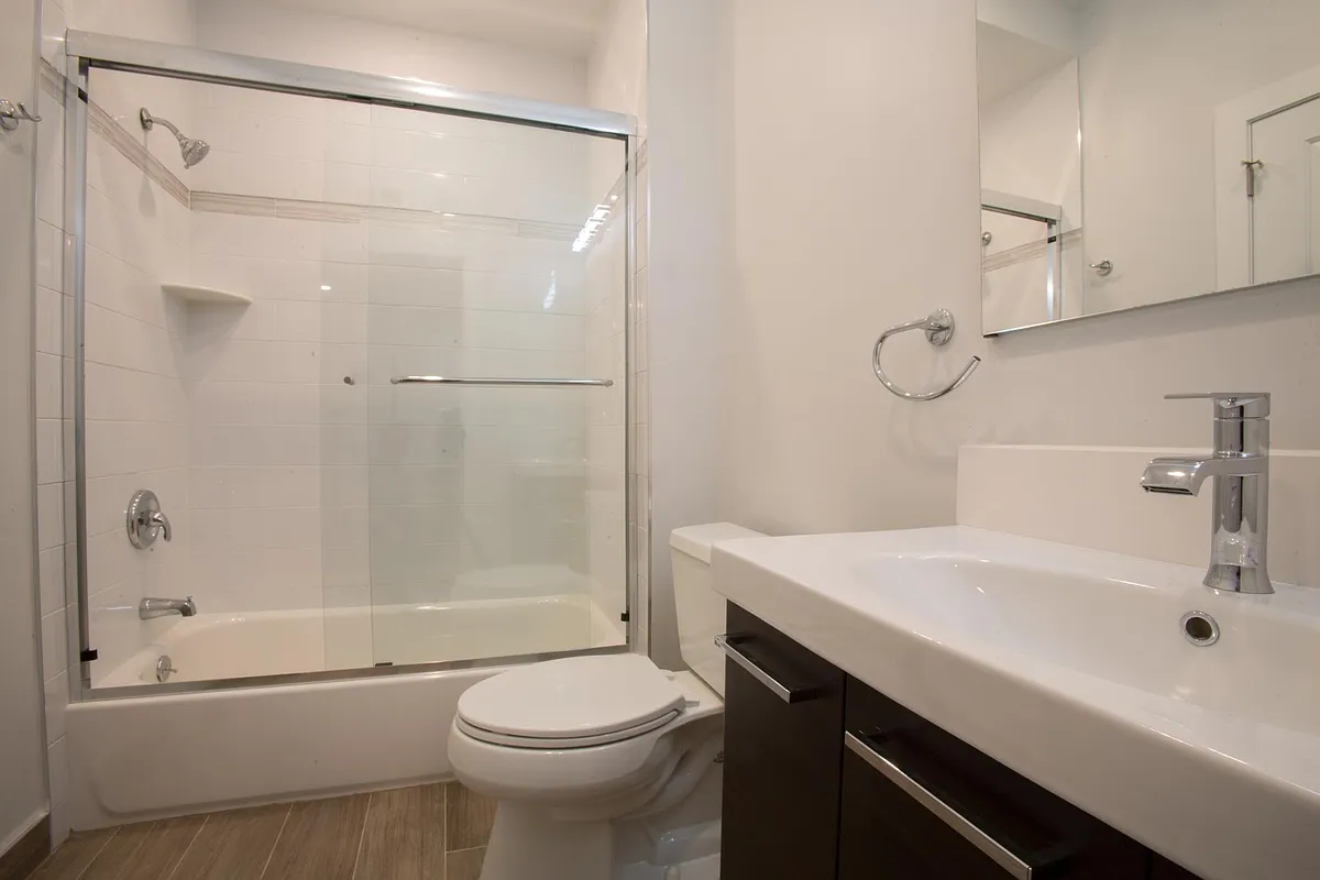 Building Photo - 1139 N 4th St #2B