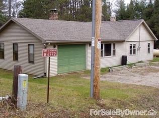 W6772 Cemetery Rd, Pembine, WI 54156