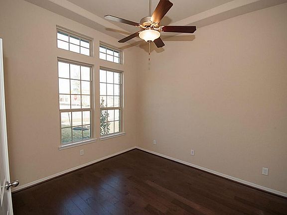 3rd image of 28903 Davies Creek Court