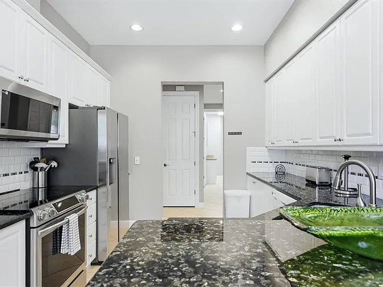 5514 46th Ct W — Photo 11