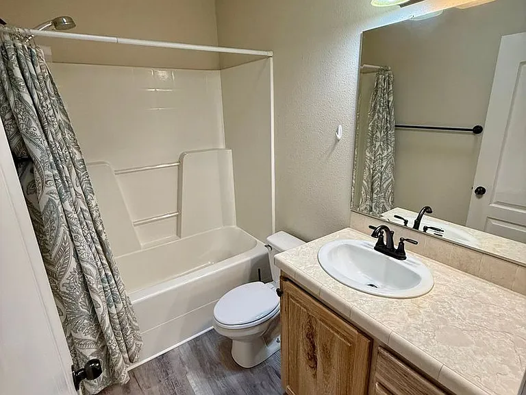 20324 Clearwater Dr — Photo 21