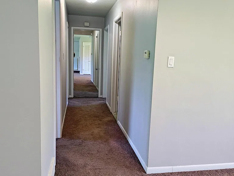 Hallway to bedrooms