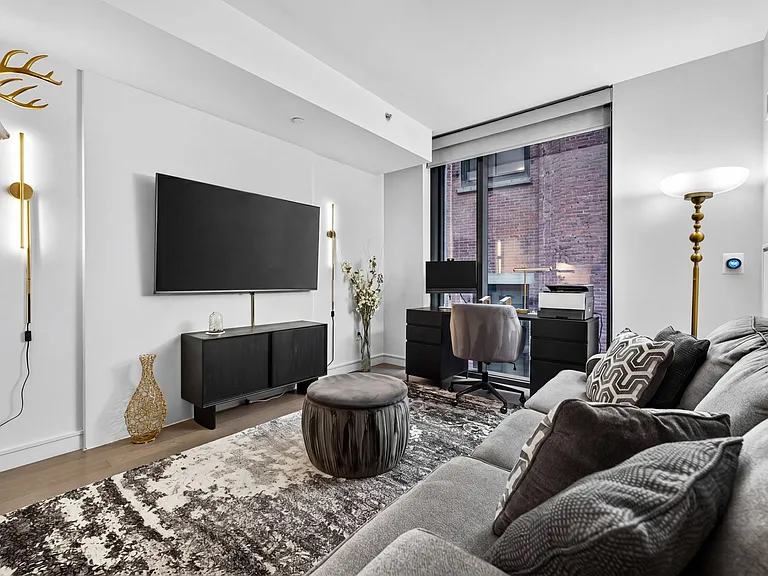 55 Lagrange St #409 — Photo 4