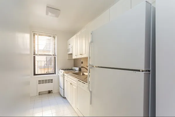 Rented by Compass | media 20