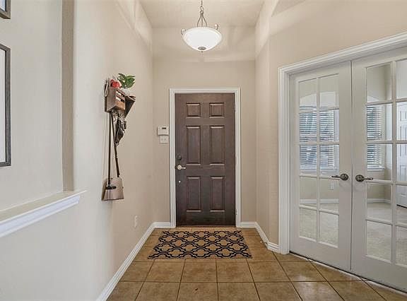 4th image of 10713 Leesa Dr