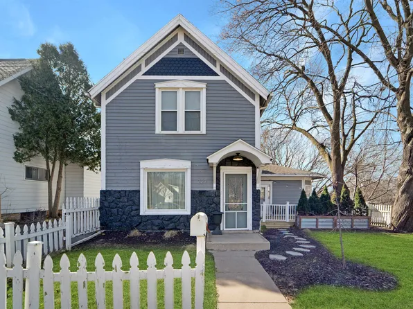 227 John St, Kaukauna, WI 54130