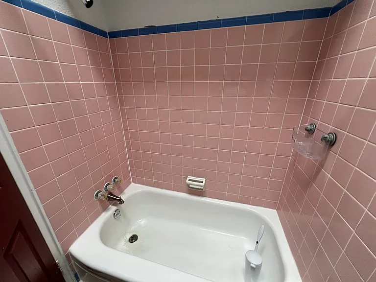 242 S Spring Garden St #C — Photo 9