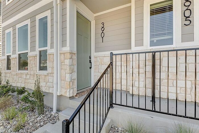 1st image of 3805 Hercules Way