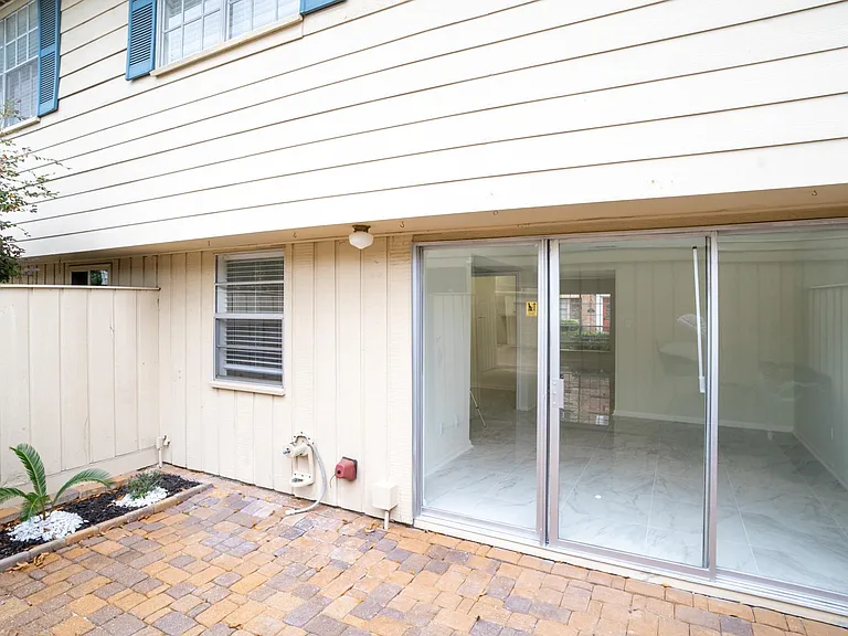 6404 Olympia Dr #134 — Photo 23
